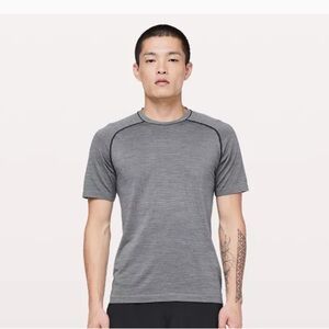 Men's Lululemon Metal Vent Tech Short Sleeve Gray Shirt